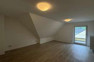 Familienfreundliche 3-Zimmer-Wohnung mit Einbauküche, drei Balkonen und Venusbergausblick – Die vollständige Adresse der Immobilie erhältst du vom Anbieter., 53129 Dottendorf, Bonn – Vorschaubild 22