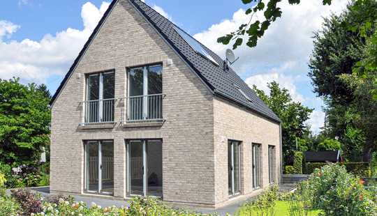 Bild von Neubau-Einfamilienhaus in Oldenburg-Alexandersfeld mit 4 Zimmern & Garten, 383 m² Grundstück