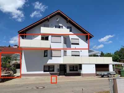 Lichtdurchflutete 5 Zimmerwohnung in ruhiger Randlage mit Garten und Extrazimmer im UG