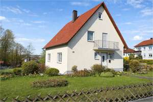 Seltene Gelegenheit – Ein renovierungsbedürftiges Haus mit Herz und Geschichte auf großem Grundstück – Die vollständige Adresse der Immobilie erhältst du vom Anbieter., 89269 Vöhringen – Vorschaubild 1