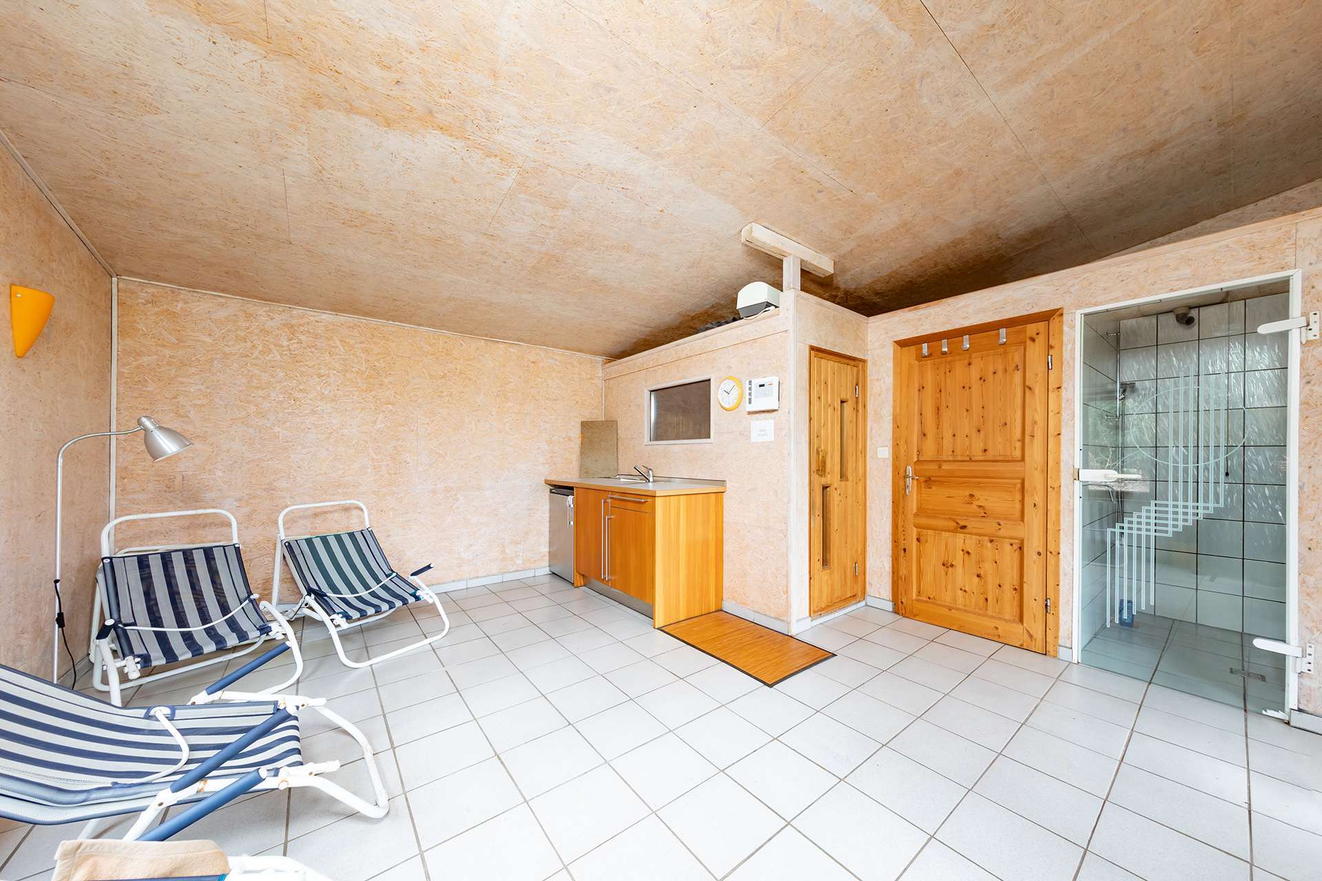 Immobilie in Horst - Reetdach. Ruhe. Rückzug. – Ein echtes Unikat in Alleinlage - Bild 0