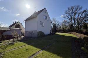 ++ Wohntraum für die ganze Familie: Großzügiges Zweifamilienhaus in Bestlage der Südstadt ++ – Die vollständige Adresse der Immobilie erhältst du vom Anbieter., 42651 Solingen-Mitte, Solingen – Vorschaubild 7