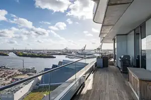 Property thumbnail 9