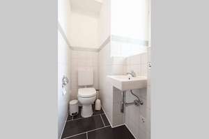 Exklusive 2-Zimmer-Souterrain-Wohnung von privat – Die vollständige Adresse der Immobilie erhältst du vom Anbieter., 90459 Galgenhof, Nürnberg – Vorschaubild 11