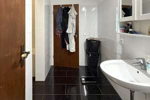 Helle 3-Zimmer-Erdgeschosswohnung mit großer Terrasse und Gartenanteil in Habenhausen – Friedrich-Engels-Straße 9, 28279 Habenhausen, Bremen – Vorschaubild 8