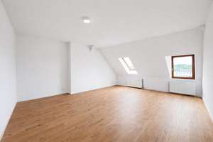 renovierte 4-Zimmer-Dachgeschosswohnung mit neuer Einbauküche – Ehranger Str. 4, 54293 Ehrang/Quint, Trier – Vorschaubild 5