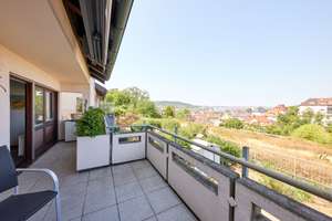 Sofort frei - Sanierte 3 Zimmer-Wohnung (83qm) mit EBK, Terrasse und Balkon in Untertürkheim – Rotenberger Steige 2, 70327 Gehrenwald, Stuttgart – Vorschaubild 14