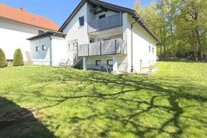 "Ihr Wohlfühlhaus mit Aussicht: Vielseitiges Einfamilienhaus mit Dach-Ausbaupotential" – Die vollständige Adresse der Immobilie erhältst du vom Anbieter., 94127 Neuburg am Inn – Vorschaubild 3
