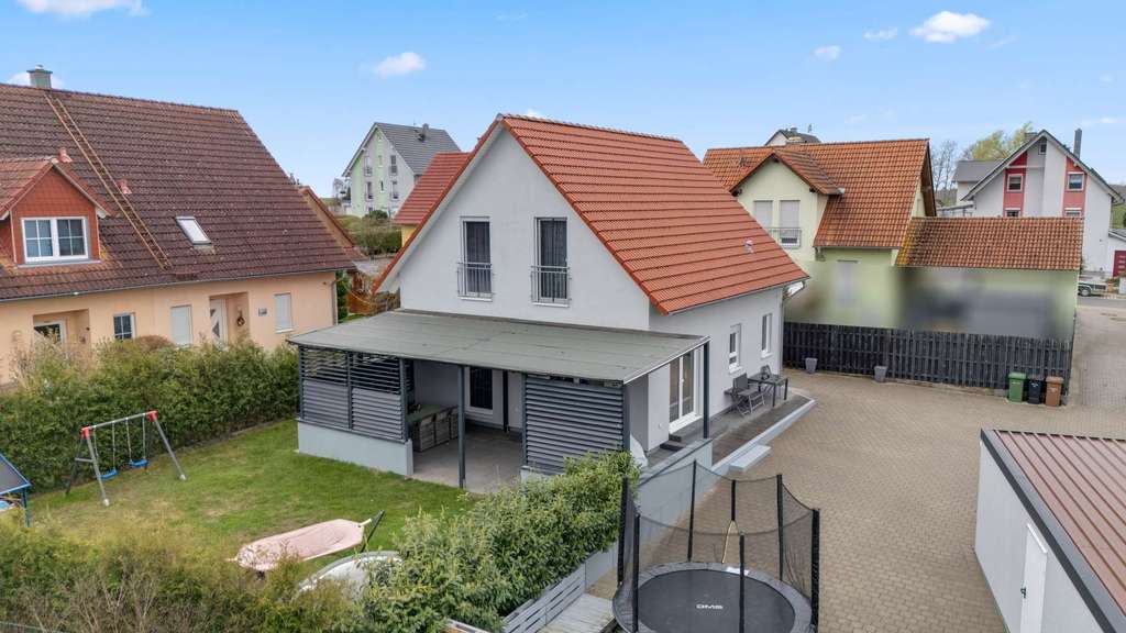 Immobilie in Litzendorf - Baujahr 2016! Energieeffizientes Einfamilienhaus mit hochwertiger Ausstattung - Bild 2