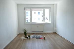 Familienwohnen auf 4 Räumen mit Balkon in der Taborer Straße 44 Naumburg (Saale) – Taborer Straße 44, 6618 Naumburg (Saale) – Vorschaubild 6