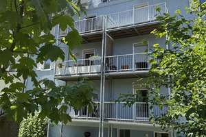 Vollmöblierte 3ZKB - Wohnung im 2.OG mit Balkon *ab 01.08. frei*