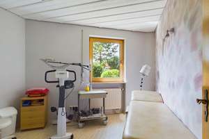 Arbeiten und Wohnen, großzügige luxuriöse Villa, Wohn- und Geschäftshaus zur Selbstnutzung oder Rend – Amselsteig 5 -7, 96155 Buttenheim – Vorschaubild 23