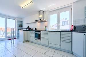 140 m² Wohnkomfort | 4,5 Zimmer | Große Sonnenterrasse | TG-Stellplatz – Die vollständige Adresse der Immobilie erhältst du vom Anbieter., 70794 Filderstadt – Vorschaubild 12