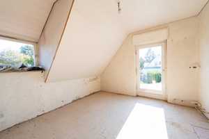 Solides Familiendomizil in zweiter Reihe – mit großem Garten, Garage, Carport und zwei Dachterrassen – Herford (Kreis) – Vorschaubild 21