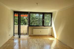 *Leerstehende* 3-Zimmer-Wohnung mit Balkon, München - Moosach
