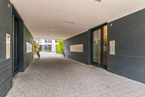 Ruhig gelegene Neubauwohnung mit offener Wohnküche, Tageslichtbad und Loggia – Köpenicker Str. 124, 10179 Mitte (Ortsteil), Berlin – Vorschaubild 15