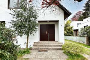 Großzügiges Einfamilienhaus in direkter Parknähe – Die vollständige Adresse der Immobilie erhältst du vom Anbieter., 27580 Lehe, Bremerhaven – Vorschaubild 3