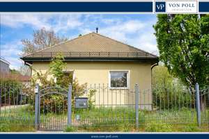 Wohnen mit viel Platz, Einfamilienhaus mit zusätzlicher Ebene und Gartenparadies – Die vollständige Adresse der Immobilie erhältst du vom Anbieter., 12621 Kaulsdorf, Berlin – Vorschaubild 1