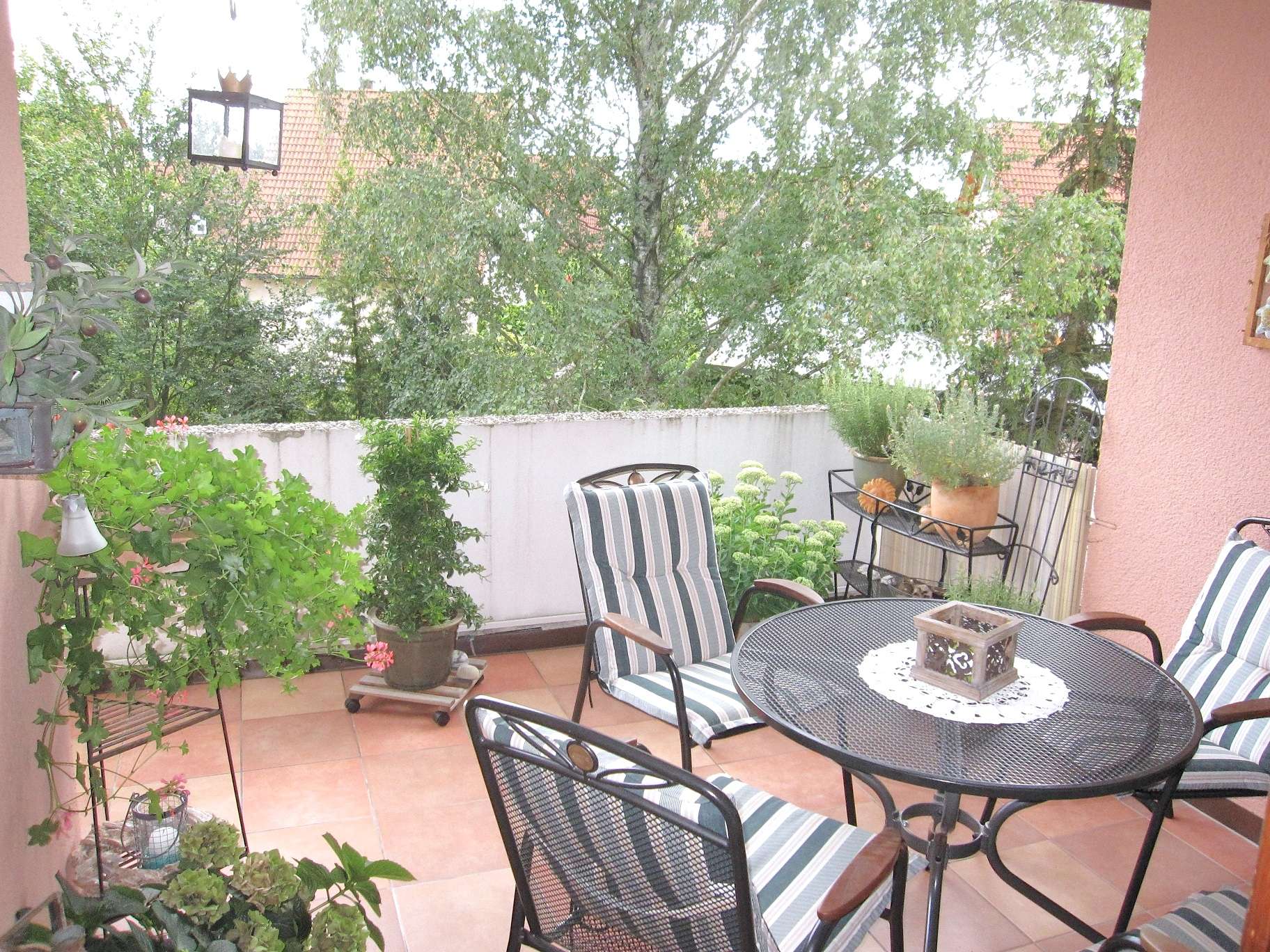 Immobilie in Möhrendorf - Gepflegtes Dreifamilienhaus in Ortslage - Bild 3