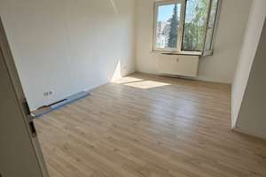 Schöne, modernisierte 2,5-Zimmer-Wohnung incl. Küche in Essen                                     – Hedwigstr. 39, 45130 Rüttenscheid, Essen – Vorschaubild 8