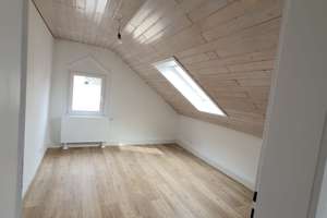 Schöne fünf Zimmer Altbauwohnung in Stuttgart, Bad Cannstatt – Die vollständige Adresse der Immobilie erhältst du vom Anbieter., 70372 Kurpark, Stuttgart – Vorschaubild 5