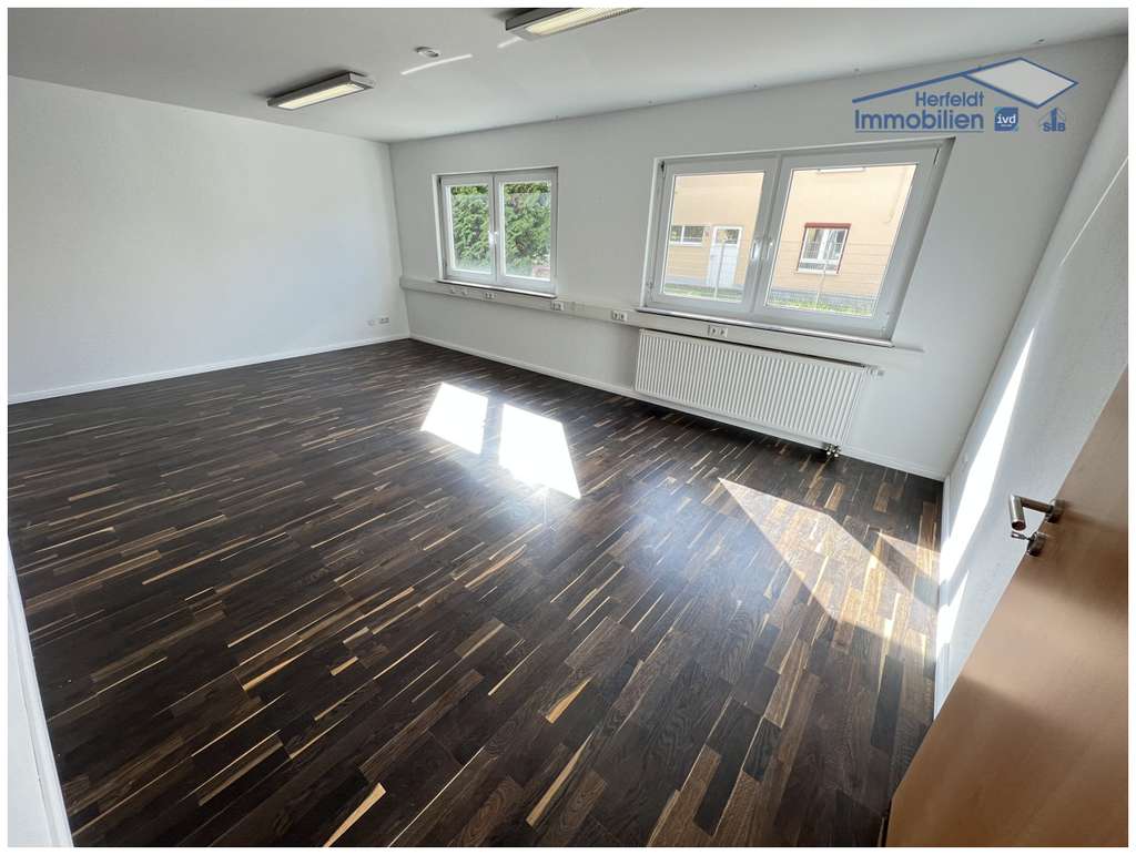 Immobilie in Ottobeuren - 8% Rendite! Vielseitiges Wohn- und Gewerbeanwesen mit zusätzlichem Baugr. für Gewerbe in Ottobeuren - Bild 4