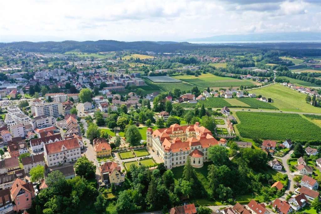 Immobilie in Tettnang - Charmante Gartenwohnung mit moderner Küche & Bad - Bild 1