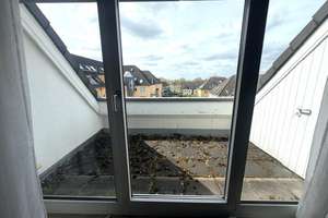 PREISSENKUNG VERMIETETE GALERIE DACHGESCHOSS WOHNUNG 4.OG OHNE AUFZUG ERBPACHT TIEFGARAGE SEPARAT – Steinkribbenstraße 3, 40597 Benrath, Düsseldorf – Vorschaubild 6