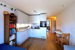 Top-gepflegtes Apartment mit Einbauküche in exzellenter Wohnanlage, TG-Stellplatz – Konrad-Celtis-Straße 93, 81369 Mittersendling, München – Vorschaubild 5