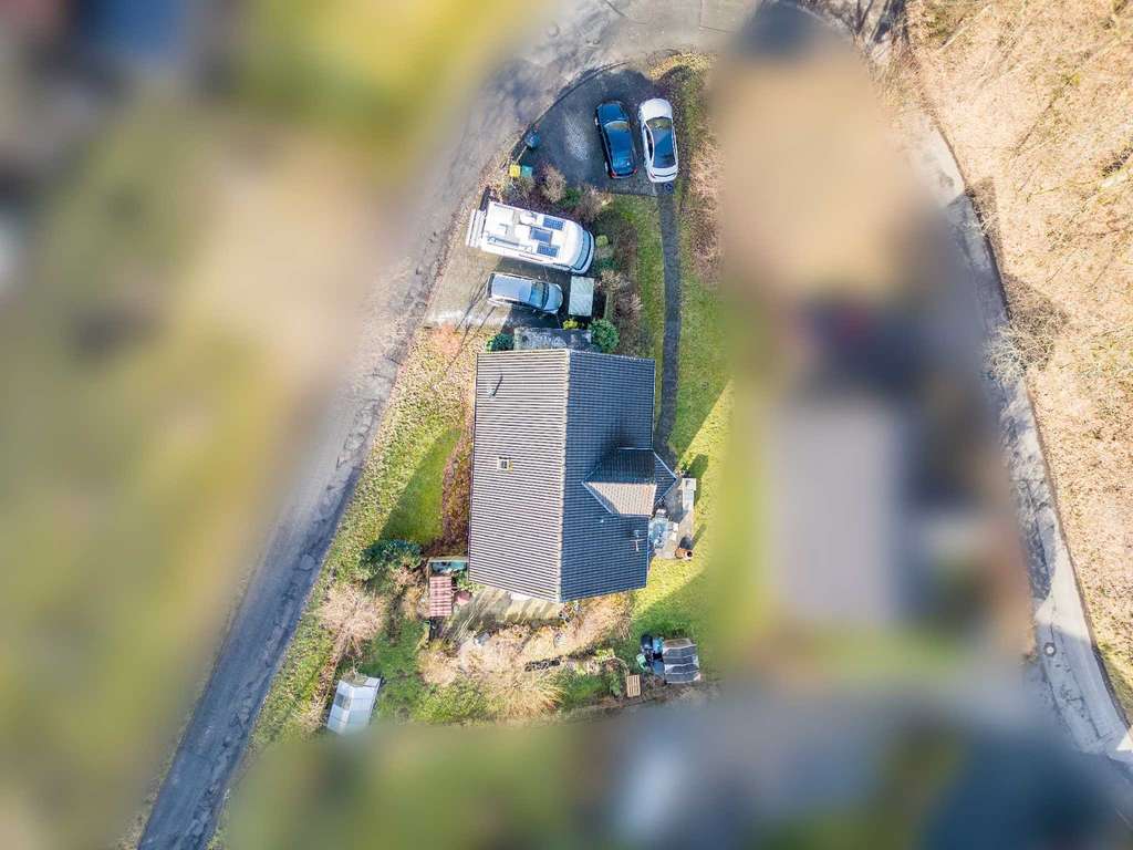 Immobilie in Reichshof - Vielseitiges Einfamilienhaus mit Einliegerwohnung in naturnaher Lage von Reichshof-Brücherm - Bild 3