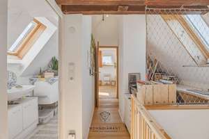 Stilvoll sanierte 4,5-Zimmer-Maisonettewohnung mit Balkon & zwei Tageslichtbädern 🏡✨ – 70597 Degerloch (Ortsteil), Stuttgart – Vorschaubild 29