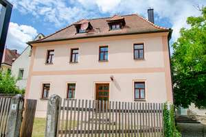 Charakterstarkes Wohnhaus mit Geschichte – ehemaliges Gemeindehaus, sofort einziehen – Die vollständige Adresse der Immobilie erhältst du vom Anbieter., 92281 Königstein – Vorschaubild 2