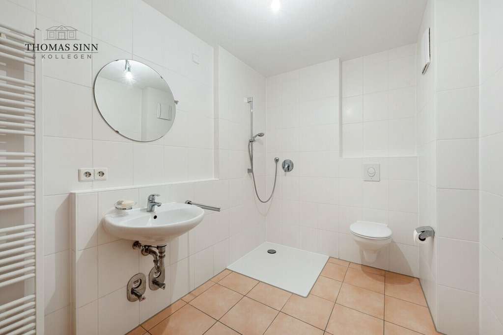 Immobilie in Löwenstein - Lichtdurchflutete 3,5-Zimmer-DG-Maisonette-Galerie-Wohnung in herrlicher Aussichtslage - Bild 2