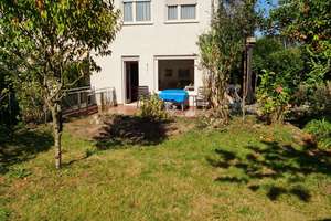 Reihenendhaus mit  Garten und Garage in 63303 Dreieich-Dreieichenhain – Die vollständige Adresse der Immobilie erhältst du vom Anbieter., 63303 Dreieich – Vorschaubild 1