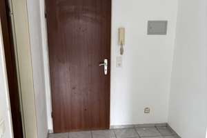 1-Zimmer Wohnung in Leverkusen-Quettingen-Biesenbach – Kolbergerstr. 100, 51381 Quettingen, Leverkusen – Vorschaubild 1