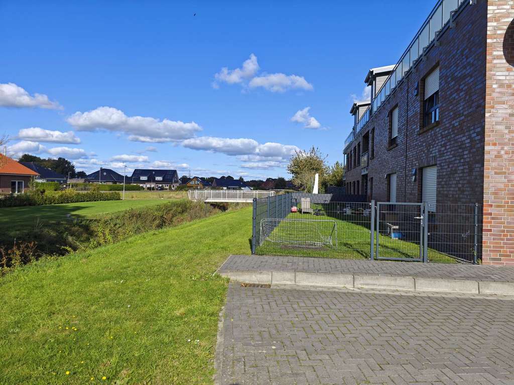 Immobilie in Saterland - 🏡 Kapitalanlage o. Eigenheim? Exklusives 1 Zimmer-Apartment in moderner Wohnanlage (WH14) - Bild 3