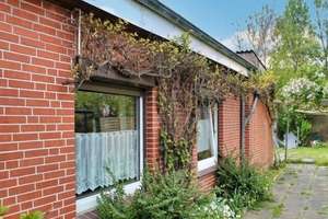Familienhaus mit Einliegerwohnung, 2 Garagen und Nebengebäude! – Die vollständige Adresse der Immobilie erhältst du vom Anbieter., 25764 Wesselburen – Vorschaubild 6