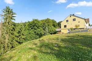 Schleiden-Ettelscheid
Viel Platz, traumhafte Lage – Ihr neues Zuhause wartet! 360° Rundgang  – Euskirchen (Kreis) – Vorschaubild 2