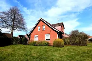 Sanierungsbedürftiges Fehnhaus in Warsingsfehn * Grundstückswert 184.800,- Euro * 2 WE * – Leer (Kreis) – Vorschaubild 5