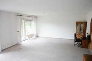 Großzügiges Wohnhaus inkl. 4 FeWos und ebenerdiger Erdgeschosswohnung: Top Gelegenheit in Büsum – Dithmarschen (Kreis) – Vorschaubild 5