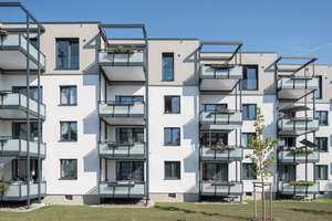 Gemütliche 3-Zimmer-Etagenwohnung mit großem Balkon in Wolfsburg – Lüneburger Ring 18, 38448 Vorsfelde, Wolfsburg – Vorschaubild 3