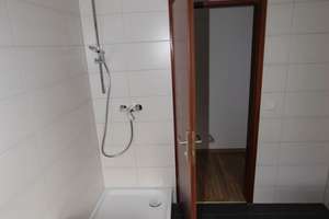 Helle 3 Zimmer Wohnung in Freiberg - WBS A Stadt Stuttgart erforderlich – 70437 Freiberg, Stuttgart – Vorschaubild 3
