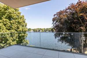 Erstbezug mit Seeblick: 4-Zi.-Wohnung, 140 m², Balkon, Aufzug & Tiefgarage