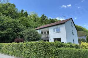 Freistehendes Zweifamilienhaus in idyllischer Ortsrandlage mit viel Potenzial – Die vollständige Adresse der Immobilie erhältst du vom Anbieter., 73252 Lenningen – Vorschaubild 8