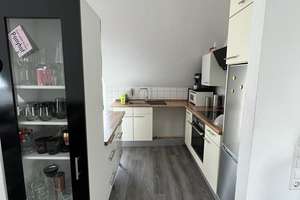 Attraktive 2,5 Zimmerwohnung mit Dachterrasse und Klimaanlage – Aprikosenstr. 25B, 70329 Obertürkheim (Ortsteil), Stuttgart – Vorschaubild 7
