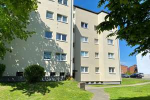 Helle 4-Zimmer-Wohnung mit herrlichem Ausblick in Fritzlar ( 3.OG) – Gregorstraße 7, 34560 Fritzlar – Vorschaubild 2