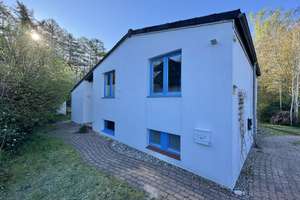 Wohnen im Grünen! Einfamilienhaus mit viel Platz in ruhiger Lage von Wohldorf-Ohlstedt – Die vollständige Adresse der Immobilie erhältst du vom Anbieter., 22397 Wohldorf-Ohlstedt, Hamburg – Vorschaubild 6