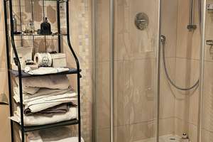 Schicke Wohnung mit Garten,Partyraum,Sauna und Einbauküche – Zypressenstr. 39, 50767 Heimersdorf, Köln – Vorschaubild 8