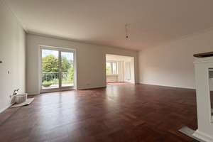 Charmante und großzügige 3-Zimmer-Altbauwohnung mit Balkon im Dortmunder Kreuzviertel