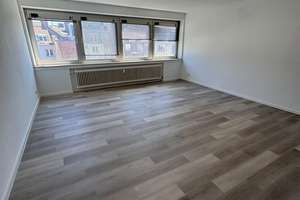 Frisch renovierte 1-Zimmer-Wohnung mit moderner Küche & Bad – ab sofort bezugsfrei – Dahmengraben 9-13, 52062 Markt, Aachen – Vorschaubild 4